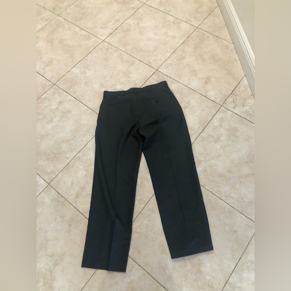 Kenneth Cole Reaction Green Mens Dress Pants.  Size 33X30 - Picture 2 of 3